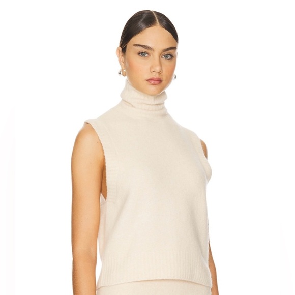 NWT Susana Monaco Mapache Mock Neck Vest S Belgian Creme - Picture 5 of 9